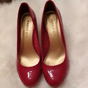 madden girl red heels 3.5" size 8